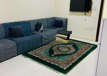 شقة بصالة وغرفة نوم
