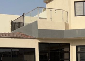 شالية بجلسة خارجية واجواء عائلية ومميزة