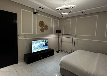 استديو بسرير ماستر ودخول ذاتي