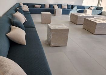 استراحة بمسطحات خضراء وملاعب