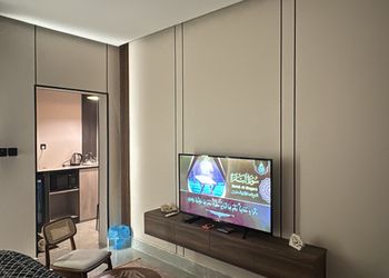 استديو هادئ بدخول ذاتي 