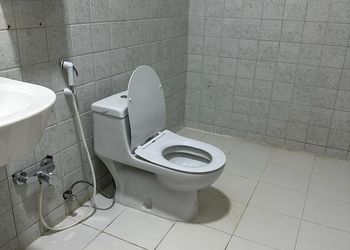 غرفة بأجواء دافئة ومريحة 