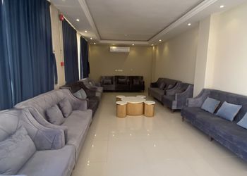 شاليه بمسطح اخضر