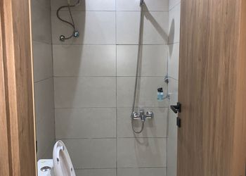 استديو بسرير ماستر ودخول ذاتي