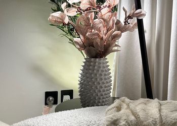 استديو هادئ بدخول ذاتي 