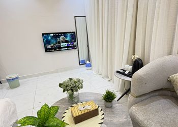 استديو بسرير ماستر وجلسة جانبية 