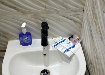 استديو هادئ بسرير ماستر 