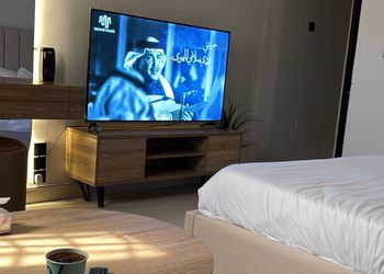 استديو بسرير ماستر وجلسة جانبية 
