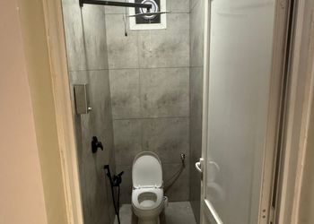 استديو بسرير ماستر 