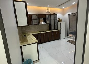 شاليه بجلسة خارجية والعاب مائية