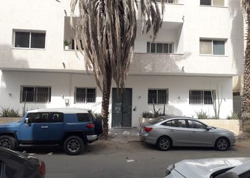 شقة بغرفتين نوم وصالة 