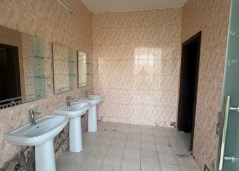 استراحة بجلسة خارجية و مجالس