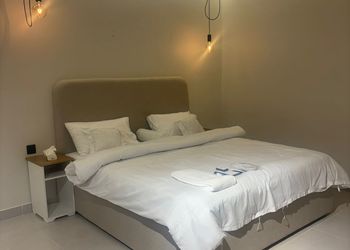 استديو بسرير ماستر ودخول ذاتي