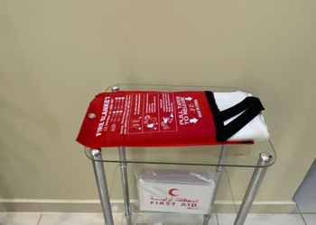 شالية واسع بمجلس ومسبح خارجي
