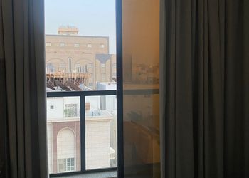 استديو بدخول ذاتي وسرير مريح 