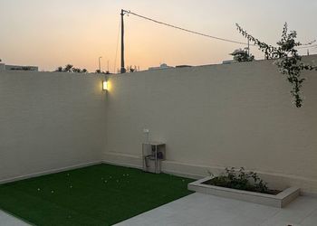 شاليه بمسطح اخضر