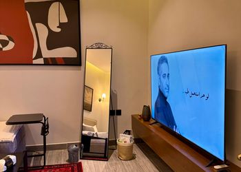 استديو بسرير ماستر وجلسة جانبية