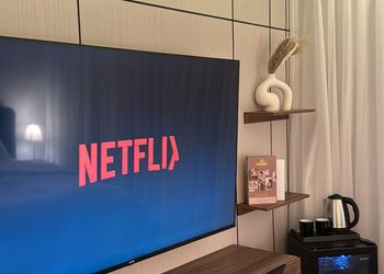 استديو هادئ بسرير ماستر 