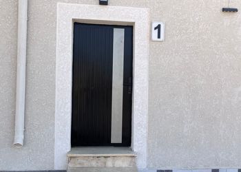 استديو هادئ بسرير ماستر 