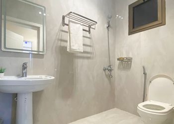 استديو بسريرين فردية
