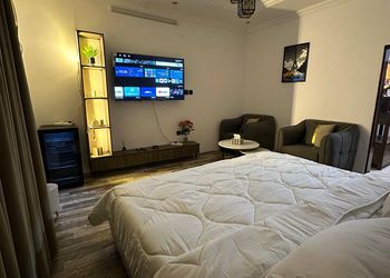 استديو بسرير ماستر ودخول ذاتي