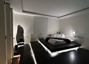 شقة بطابع مختلف وتصميم هادئ