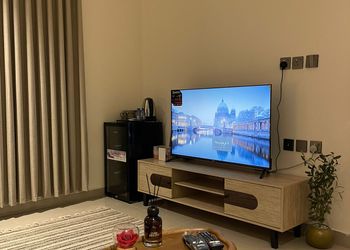 استديو هادئ بسرير ماستر 
