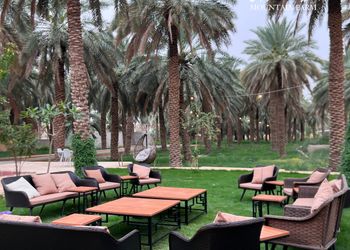 مزرعة 1 بجلسة مطلة على الجبل 