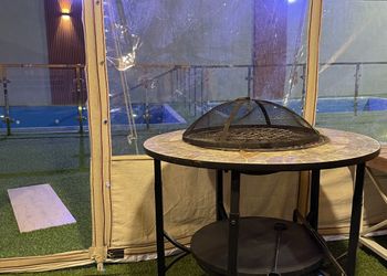شاليه بمسبح خارجي وألعاب اطفال 