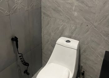 استديو بأثاث مريح وبسيط 