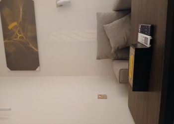 استديو مميز بدخول ذاتي