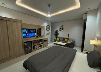 استديو بسرير ماستر
