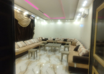 استراحة بمسبح وملعب كورة قدم 