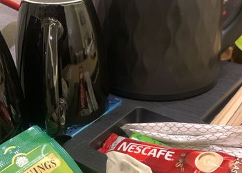 استديو انيق بجلسه جانبيه ودخول ذاتي 