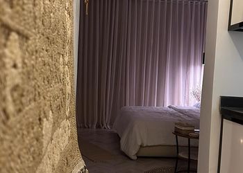 استديو بتصميم هادئ و انيق 