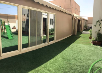 استراحة ببيت شعر وجلسة خارجية