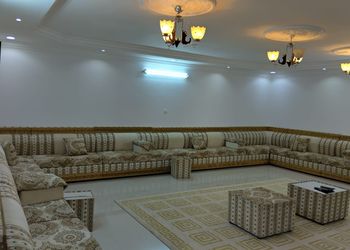 استراحة بألعاب أطفال ومجلس