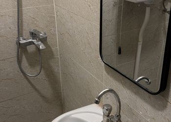 استديو هادئ بسرير ماستر 