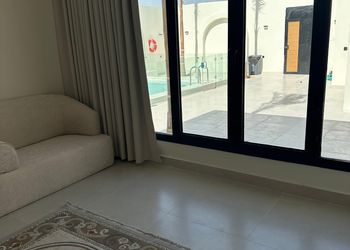 شاليه بمجلس وجلسة خارجية 