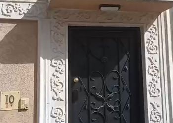 استديو هادئ بسرير ماستر