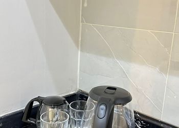 استديو هادئ بسرير ماستر