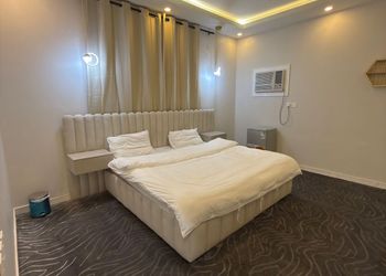 استديو بسرير ماستر ودخول ذاتي