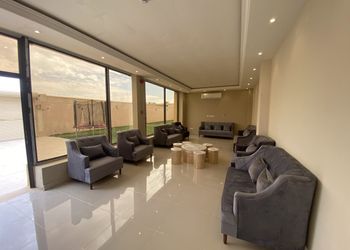 شاليه بمسطح اخضر