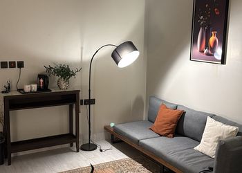 استديو هادئ بسرير ماستر 
