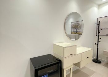 استديو بأثاث مريح وبسيط 