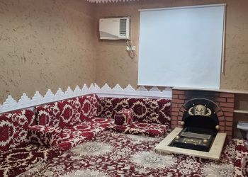 شقة بأجواء دافئة ومريحة 