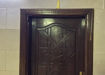 شقة بغرفة معيشة وغرفة نوم 