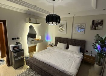 استديو بسرير ماستر  بدخول ذكي