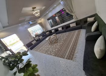 شاليه قسمين مسبح ملاعب ومسطحات