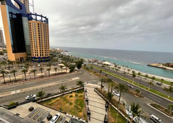 شقة بغرفتين نوم وغرفة جلوس 
